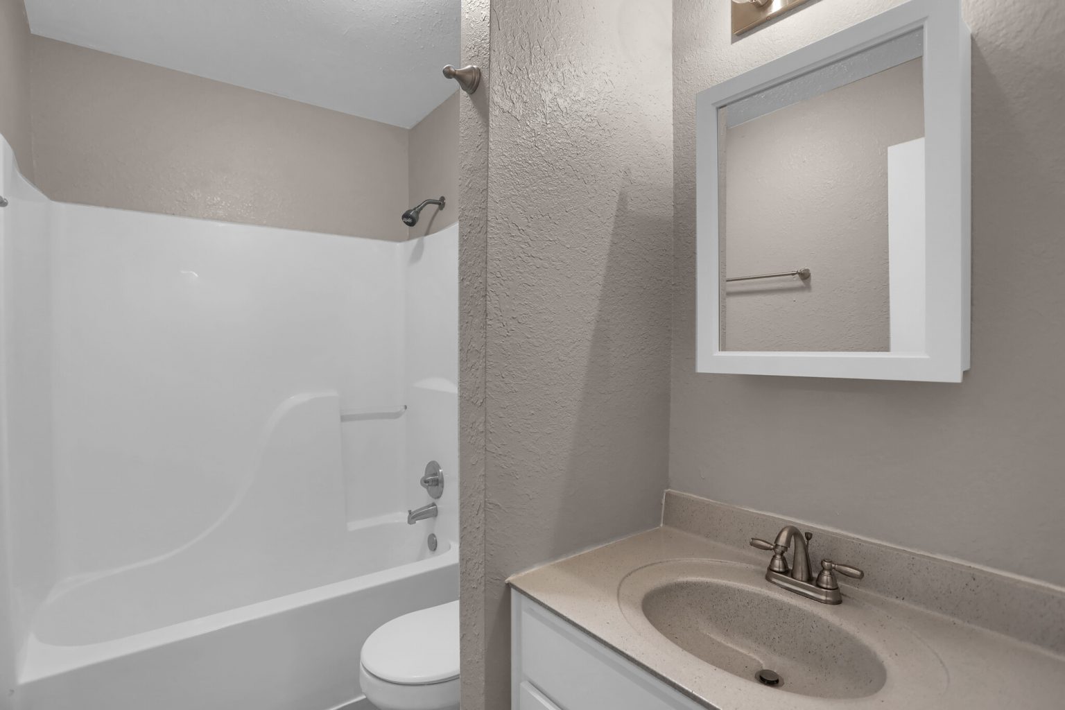 Oaklawn Heights Apartments Photo Gallery