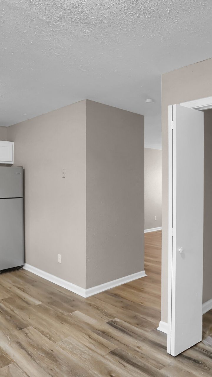 Luxury Apartment Amenities at Oaklawn Heights Apartments