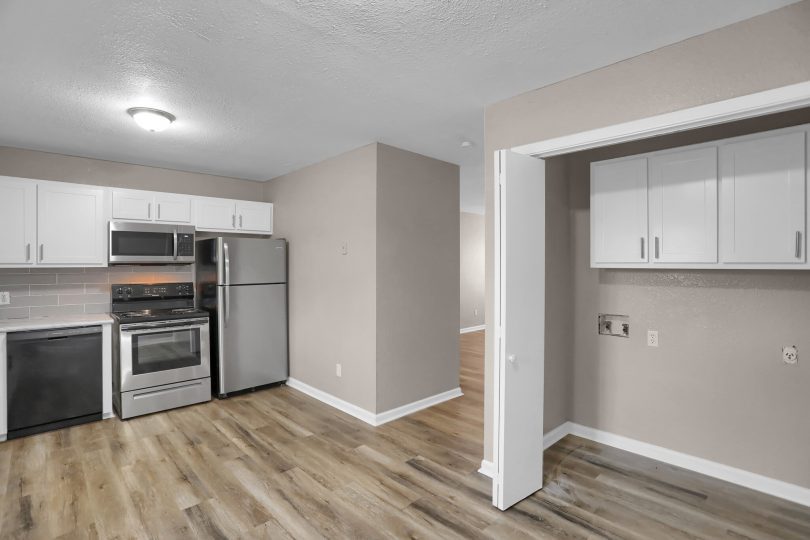 Luxury Apartment Amenities at Oaklawn Heights Apartments